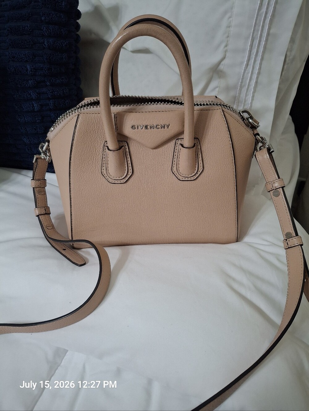 Givenchy Antigona